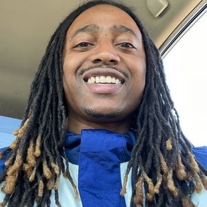 Meet your Posher, Elijah